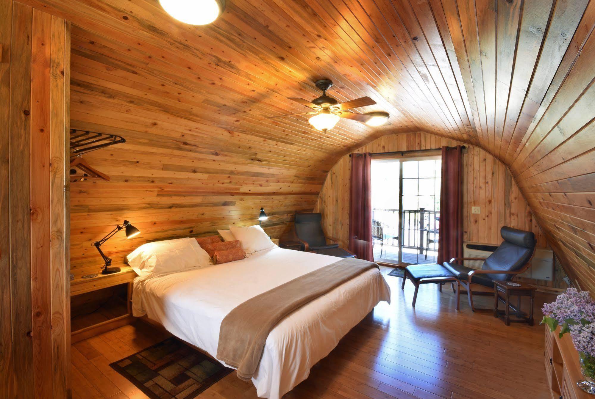 Bad Rock Bed And Breakfast Inn Columbia Falls Exteriör bild