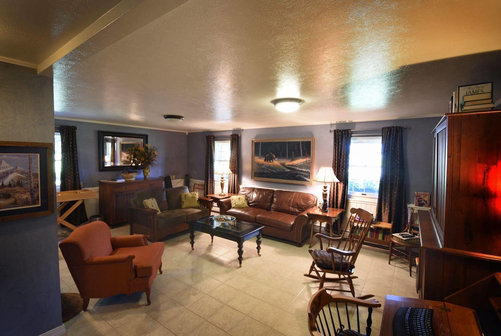Bad Rock Bed And Breakfast Inn Columbia Falls Exteriör bild